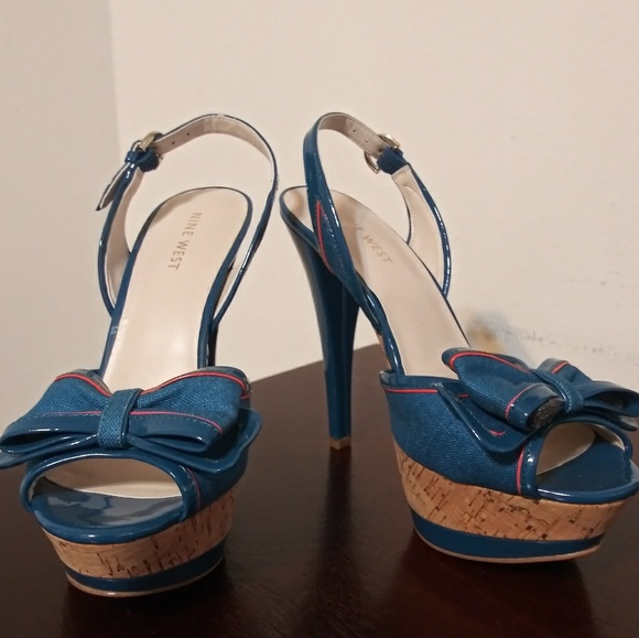 👽SPECIAL!!!!!!!! Teal Heels Size 6.5👽 - Picture 2 of 4